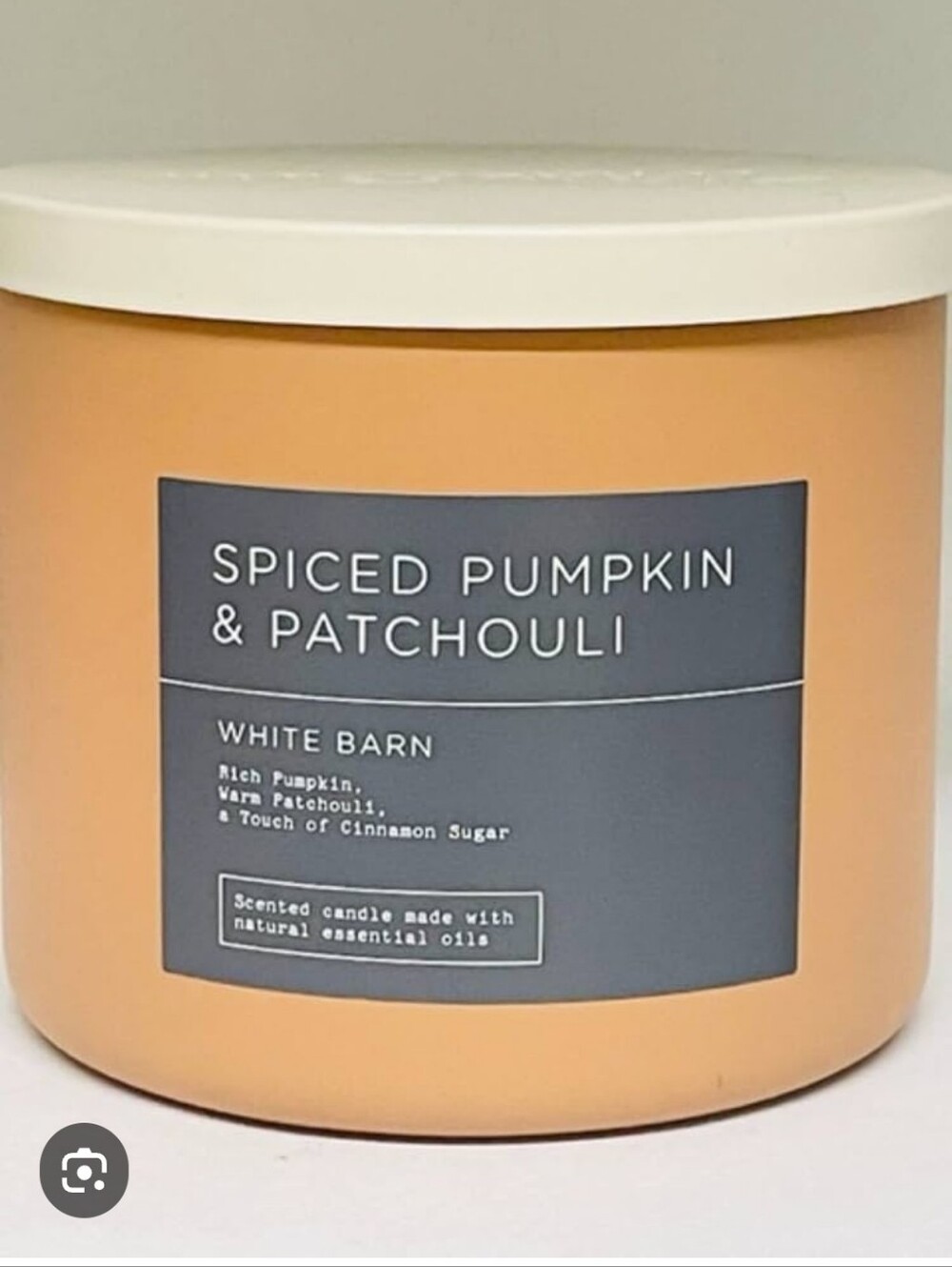 White Barn 3 Wick Candle - Picture 2 of 4